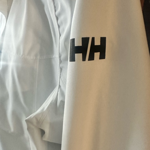 Women’s Helly Hansen Jacket Brand new Size M - Picture 3 of 3